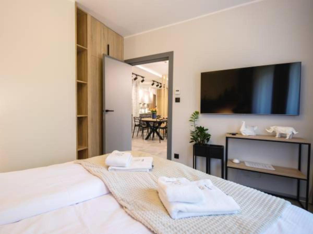 Apartament Prywatny Stone Hill Rackiewicz Z Basenem シクラルスカ・ポレンバ エクステリア 写真